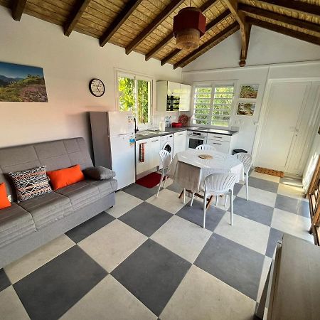 Ti Bijou Villa Baie-Mahault Bagian luar foto