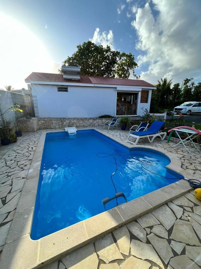 Ti Bijou Villa Baie-Mahault Bagian luar foto