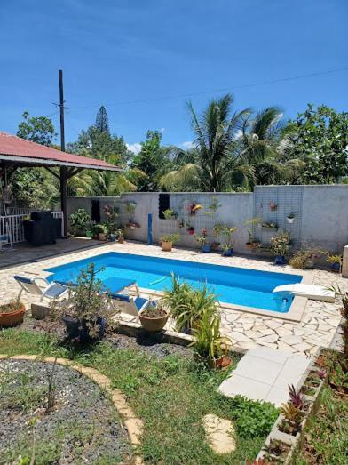 Ti Bijou Villa Baie-Mahault Bagian luar foto
